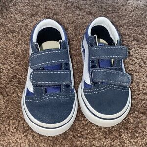 Infant size 4 vans